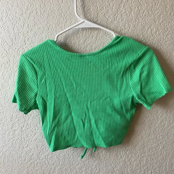 XS Wild Fable Super Cropped Top - Picture 3 of 3